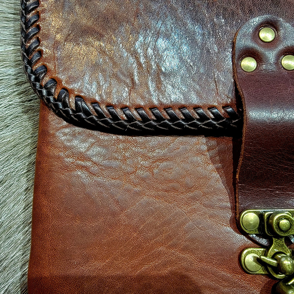 Montana Leather Messenger Bag