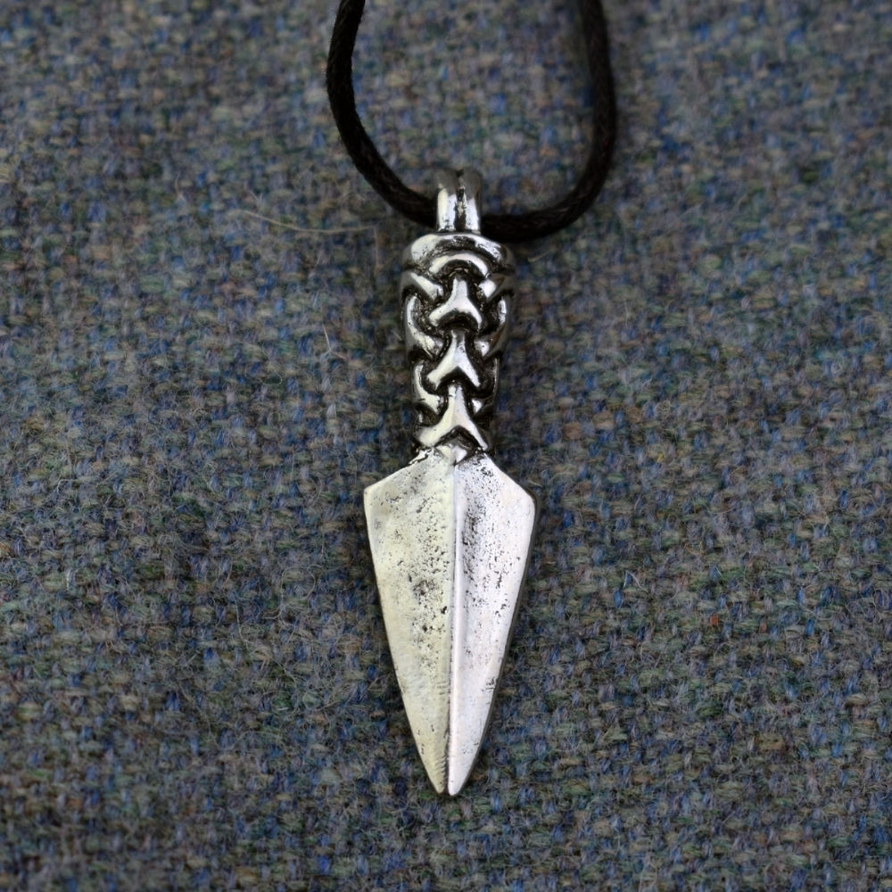 Manx Gungnir Pendant – The Highland Bard